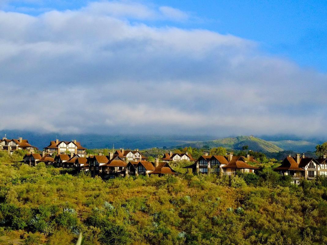 The Great Rift Valley Lodge & Golf Resort Naivasha Bagian luar foto